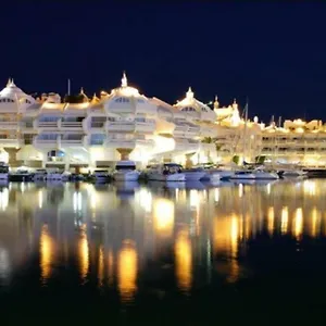 Puerto Marina Apartamento Benalmádena